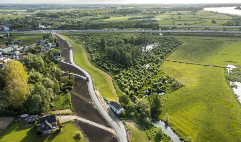 Measuring and valuing biodiversity and ecosystem services within construction projects
